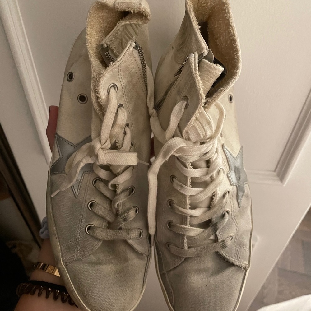 BARELY WORN golden goose deluxe brand*GREAT DEAL*